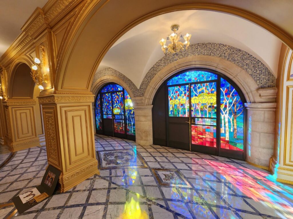 Sunlit foyer space designed by Andrea D'Alessio